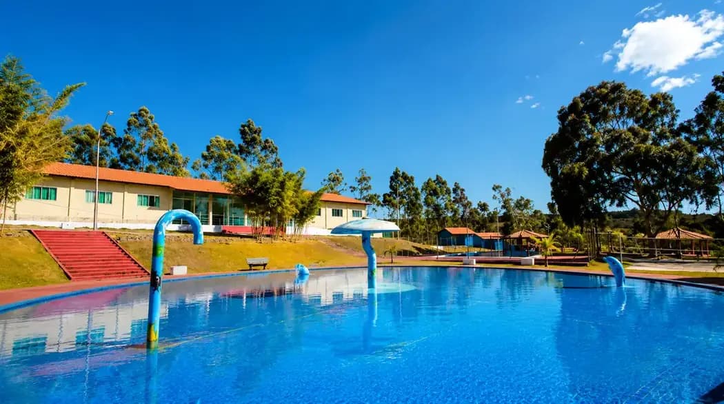 Piscina do Sítio Magistral